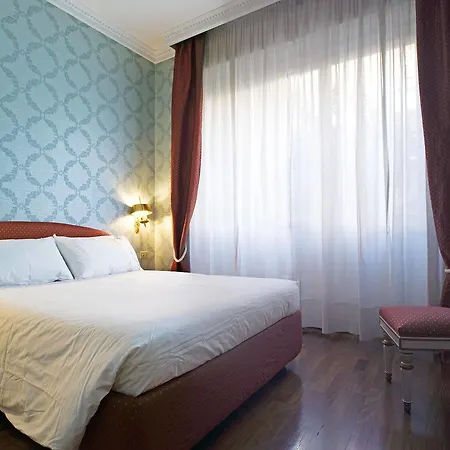 Fiera City - Rentclass Armida Lägenhet